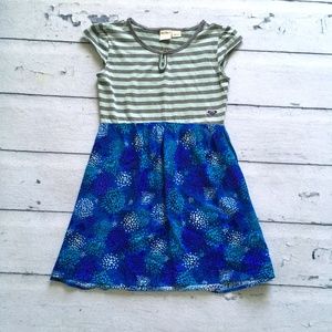 Roxy Girl dress NEW never worn striped blue floral pattern with button size 8/10